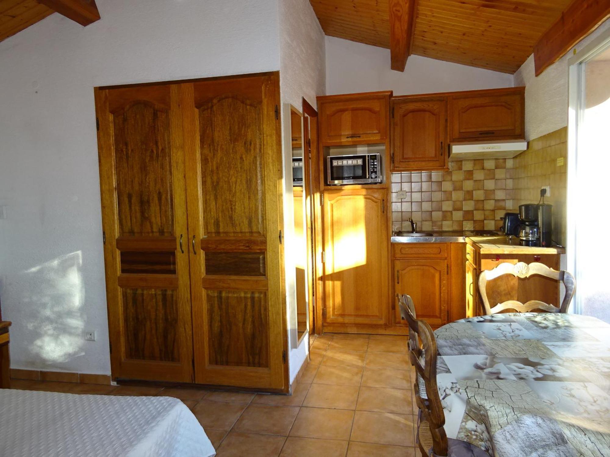 Location Villa Et Studios Roquebrune-Sur-Argens Exterior photo