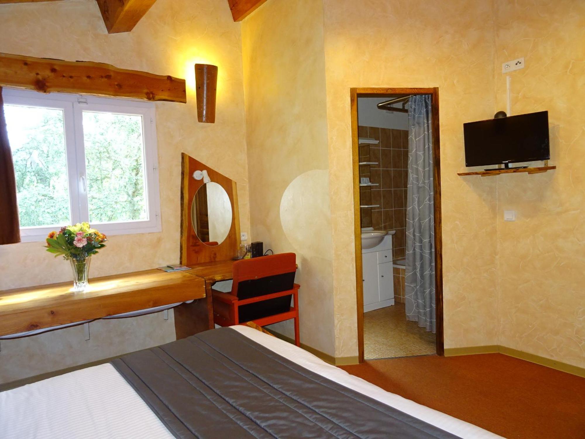 Location Villa Et Studios Roquebrune-Sur-Argens Exterior photo